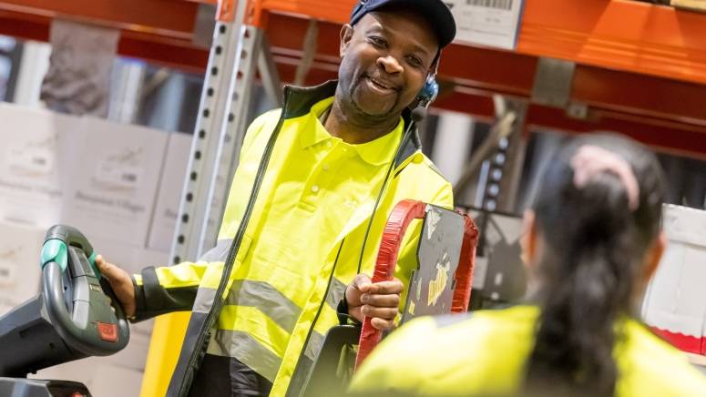 Warehouse Operative